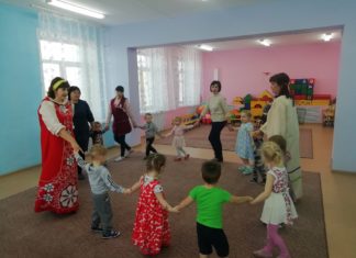Народные традиции: в гостях у малышей