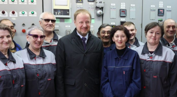 Губернатор Алтайского края Виктор Томенко посетил котельную №1 в Новоалтайске, которую планируют модернизировать в этом году