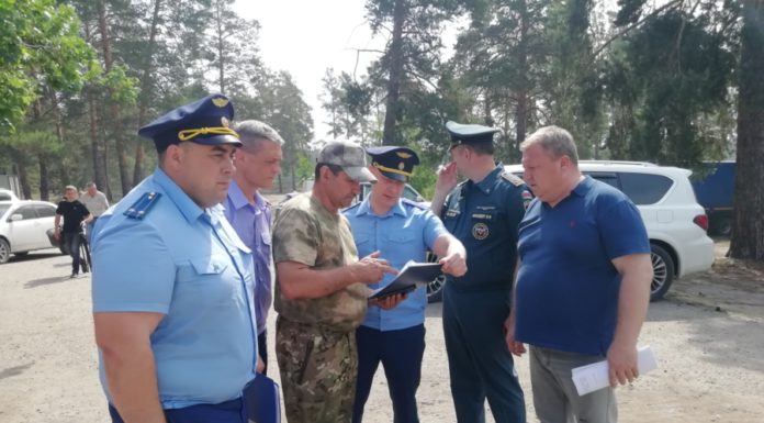 Продолжается тушение пожара в Егорьевском районе