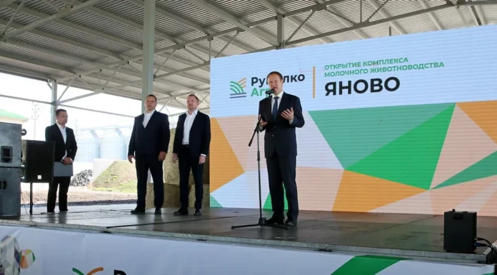 Губернатор Томенко побывал на открытии крупнейшейв Алтайском крае молочной фермы