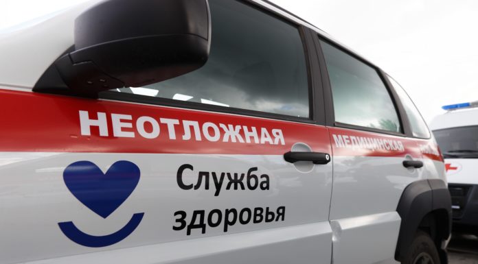 Губернатор Томенко передал районам края 111 автомобилей для больниц, школ и соцзащиты