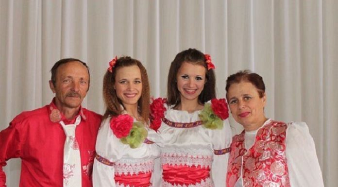 Семья Сергиенко из Романовского района признана победителем в номинации «Семья – хранитель традиций» Всероссийского конкурса «Семья года»