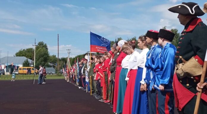 На состязаниях алтайских казаков покажут традиционное оружие и снаряжение