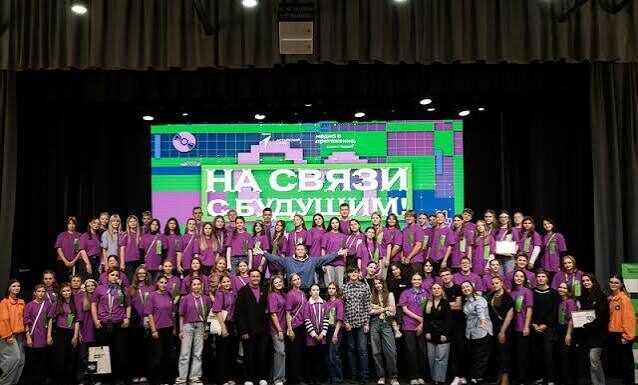 Участники форума «На связи с будущим!» побывали на медиаплощадках Алтайского края